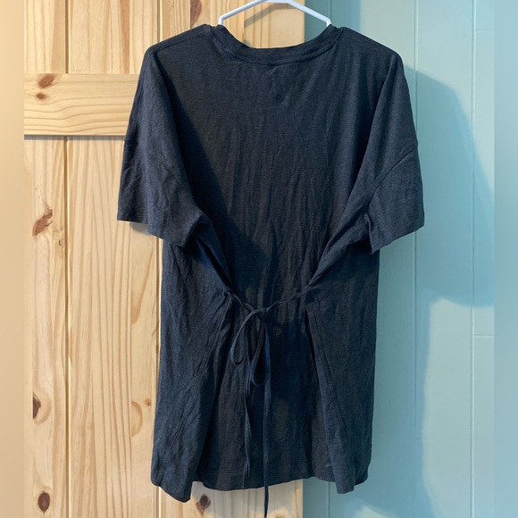 Lululemon Side Tie V-Neck T-Shirt in Heathered Black - Picture 6 of 8